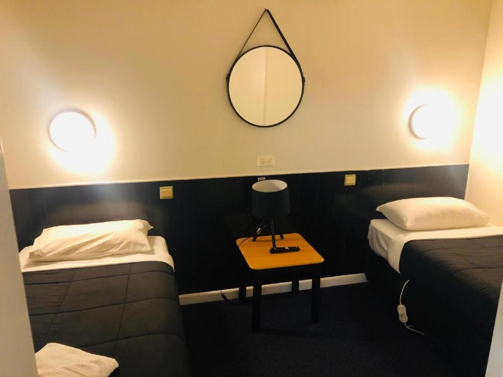 Horsham Motel Екстериор снимка