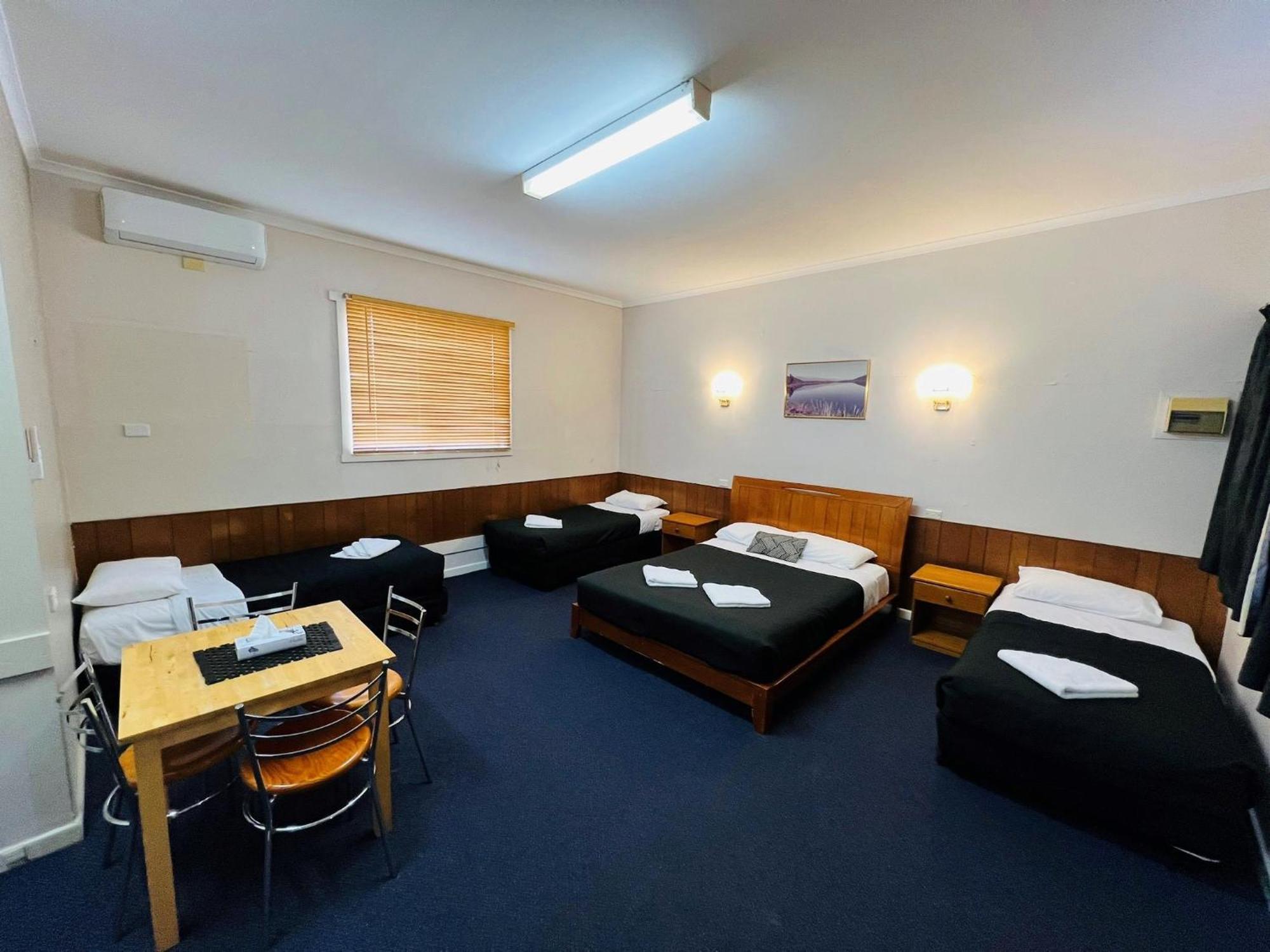 Horsham Motel Екстериор снимка
