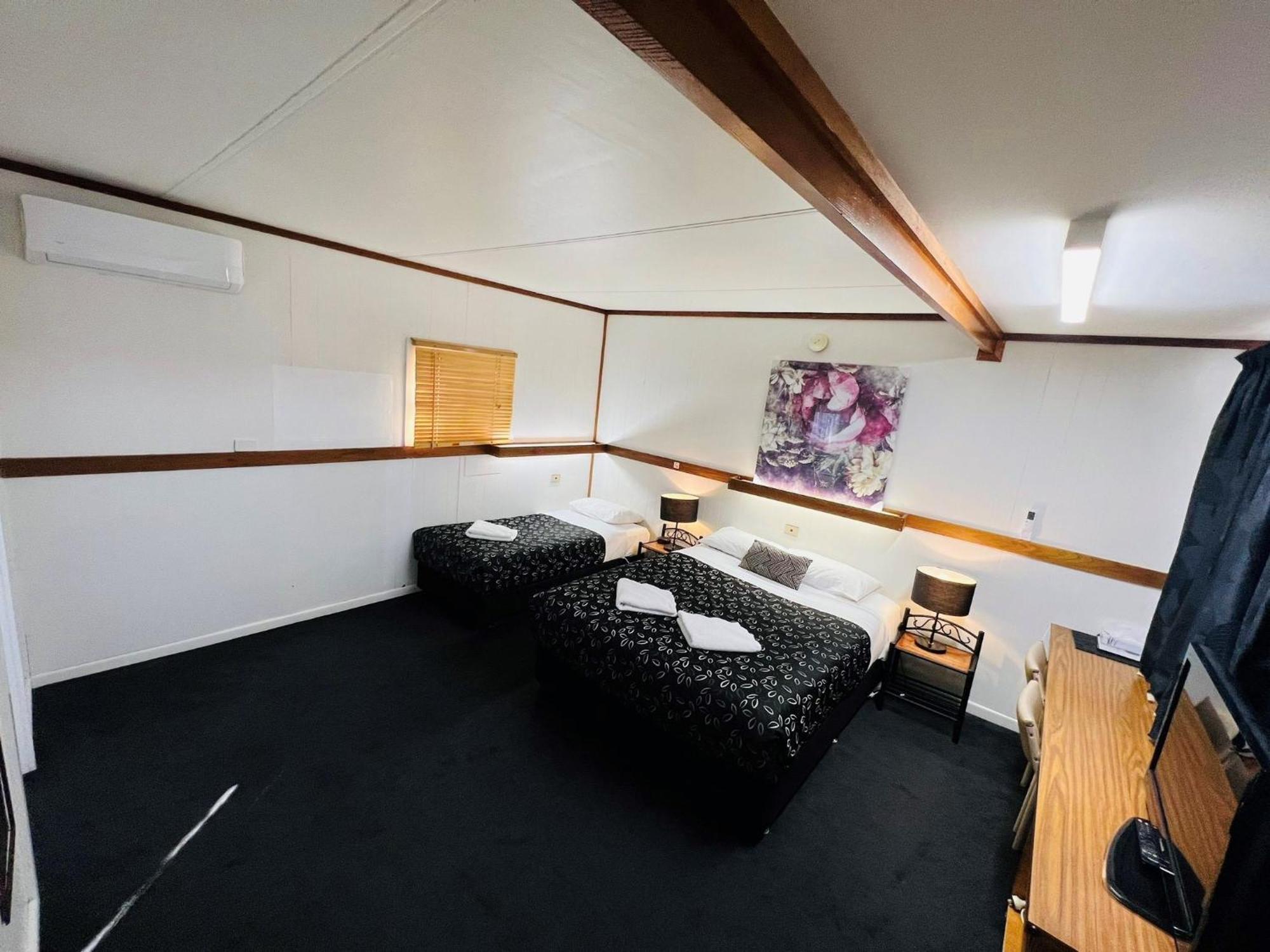 Horsham Motel Екстериор снимка